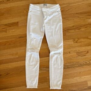 Abercrombie & Fitch White Distressed Skinny Jeans